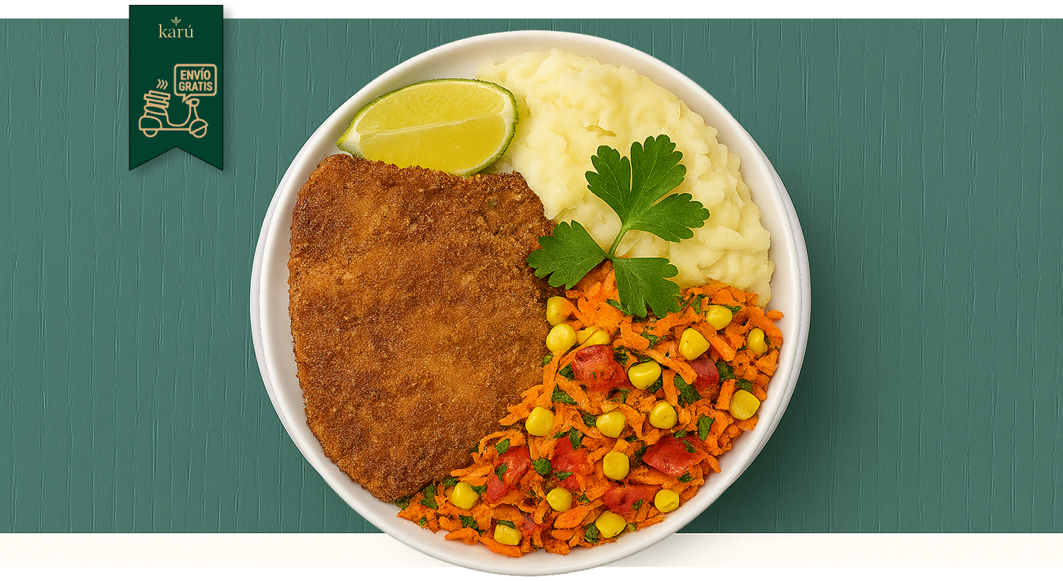 Milanesa de carne con puré de papas y ensalada